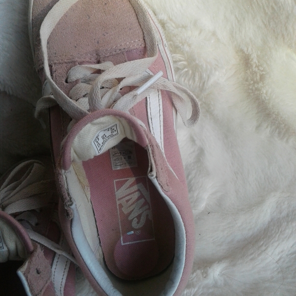 Women's vans sneakers size 5.5 - Picture 2 of 6